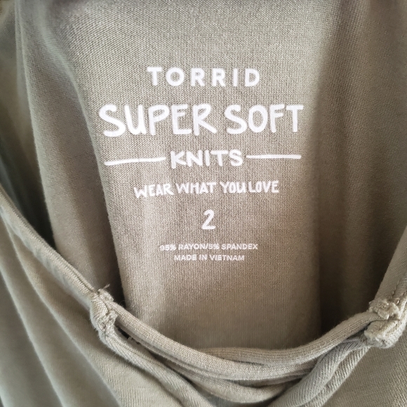 Torrid Olive Green Tank Top Size 2X - Picture 3 of 3